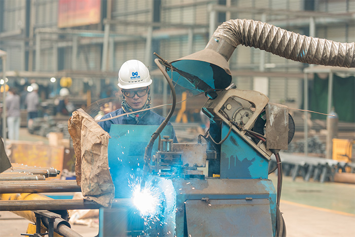 太仓网架自动化焊接